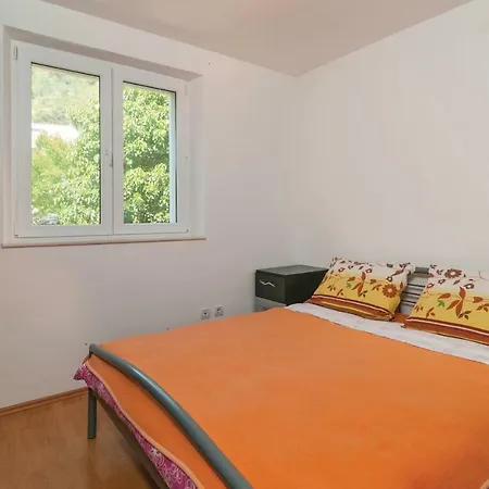 Three-bedroom In * 푸치스차